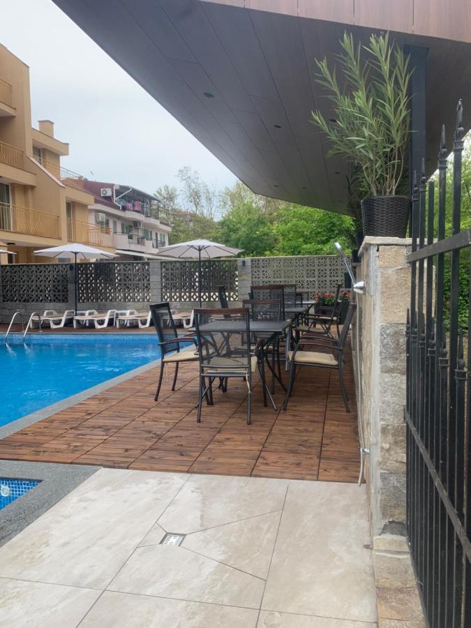 Park And Pool Apartment Несебир Екстер'єр фото
